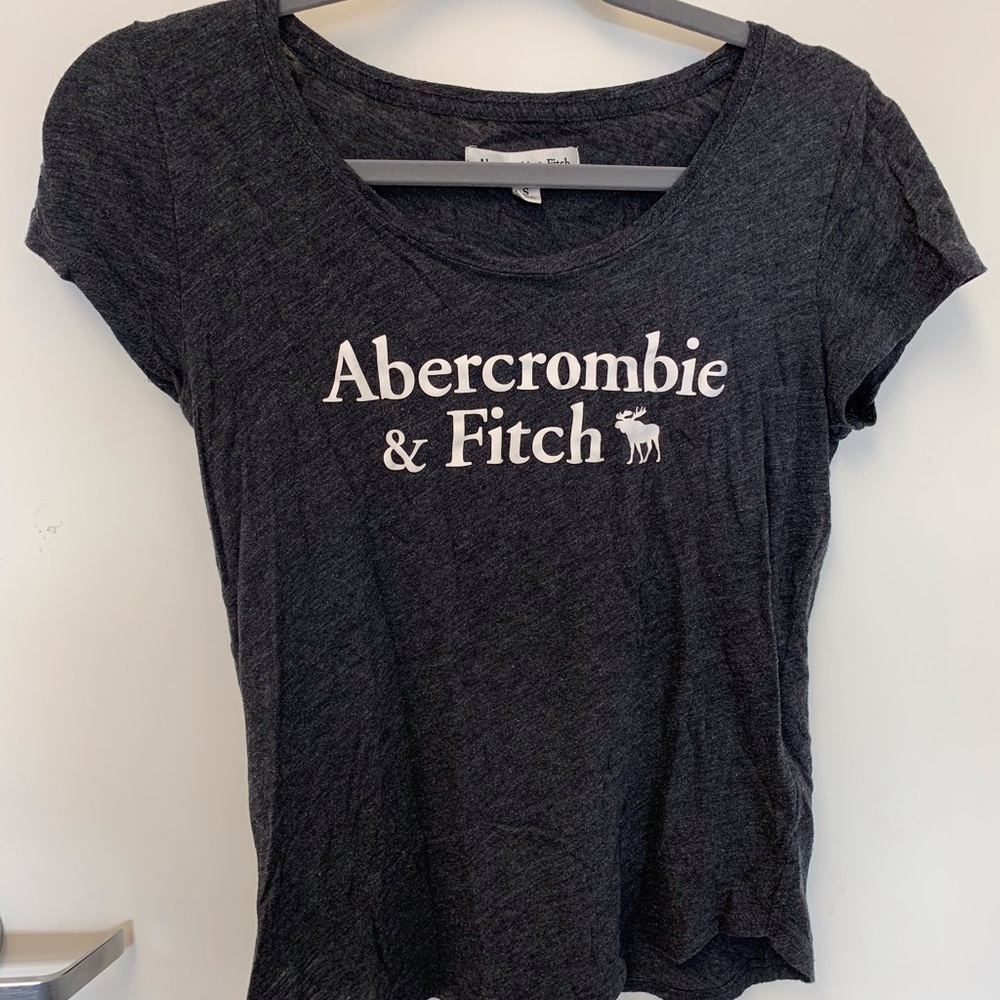 Abercrombie and Fitch Women’s tee